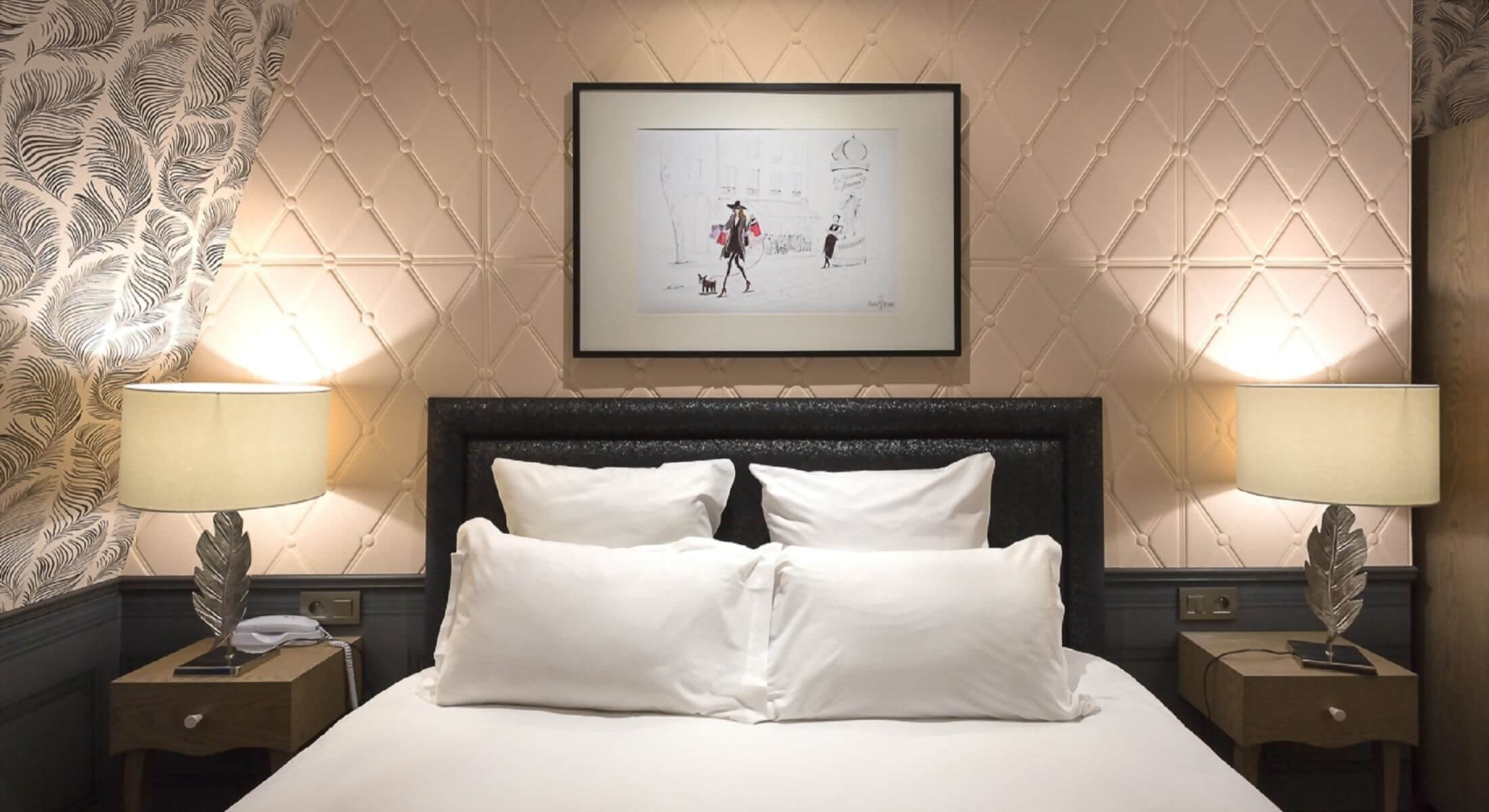 Hotel La Parizienne - Room